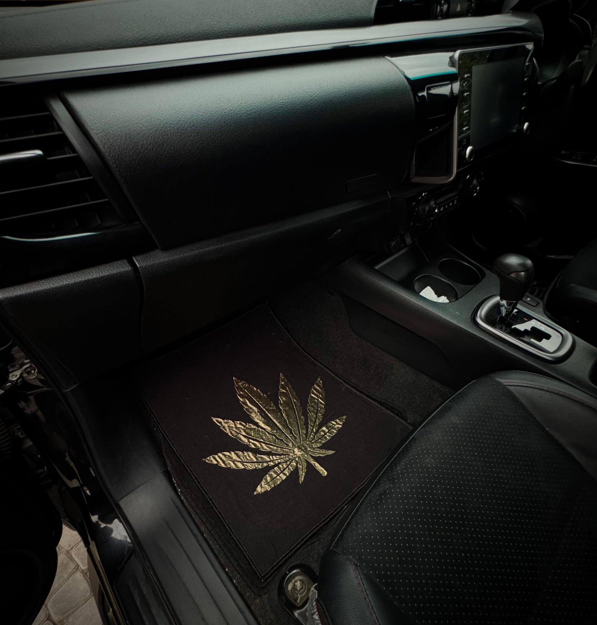 Santa Marta Gold Mats