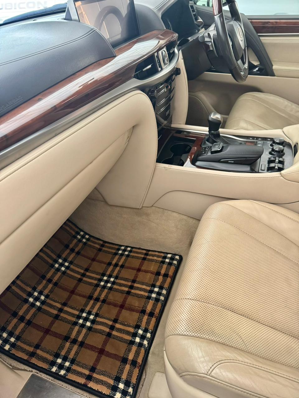 BRRY Car Rug